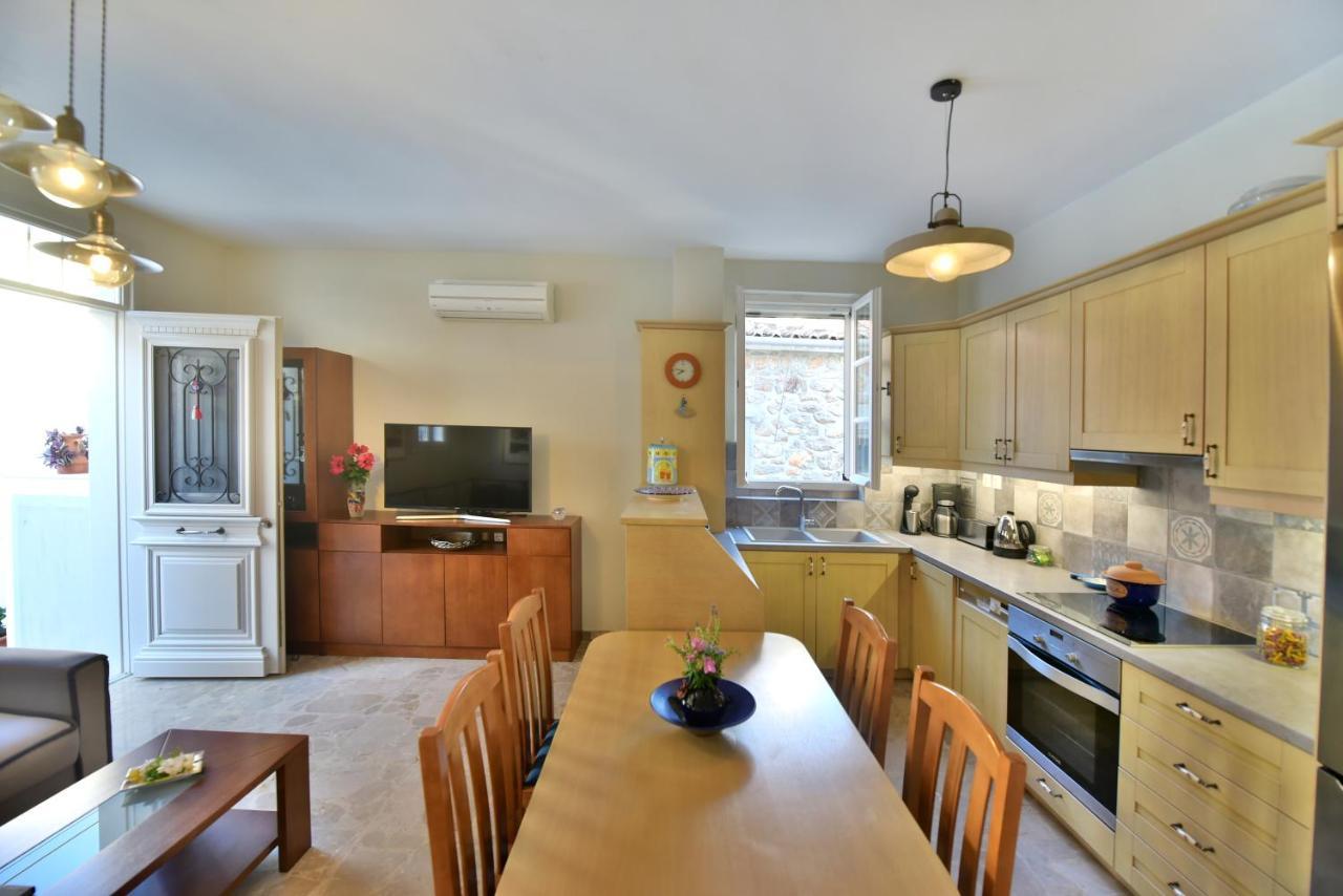 Feel At Home - Family House In Hydra Εξωτερικό φωτογραφία