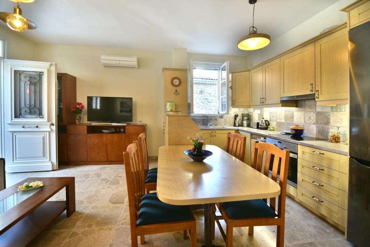 Feel At Home - Family House In Hydra Εξωτερικό φωτογραφία
